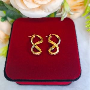 SOLD 18k Twisted Loop Earrings
